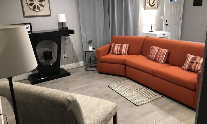 Bearss Plaza House | New remodeled Centrally located 2 Bedroom Home Near Everything
