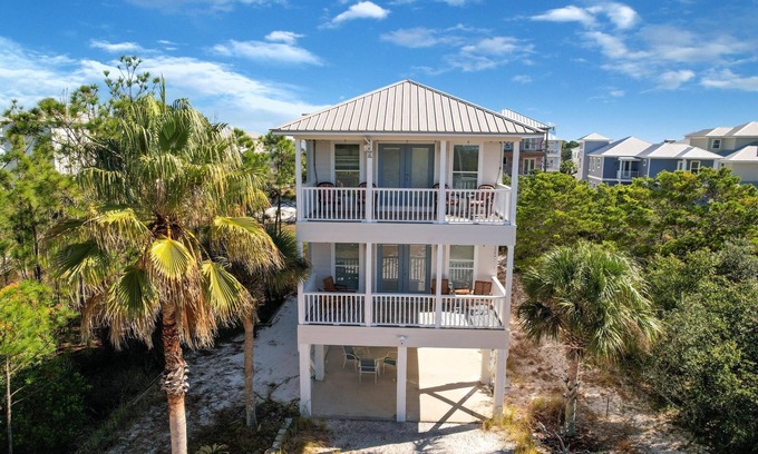 Surf Side Shores House | New Rental-Casa Palma-Completely Renovated Private Oasis-Signature Properties