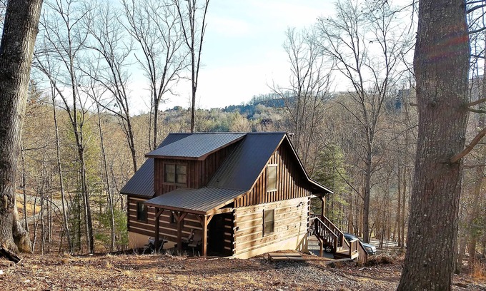 Grassy Creek Cabin | New River Cozy Cabin