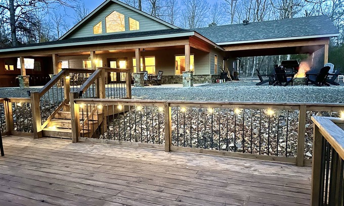 Murfreesboro House | New Riverfront Lodge on Little Missouri River/Crater of Diamonds & Lake Greeson