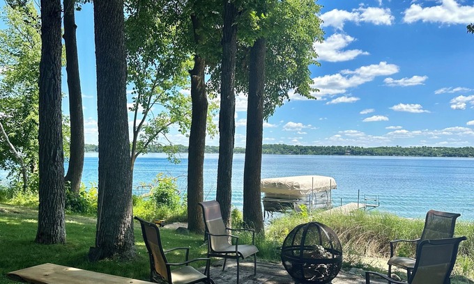 Battle Lake House | NEW! Serene lakeside cabin with crystal clear waters on Eagle Lake.