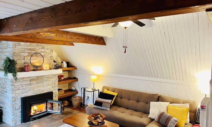 Orford Ski Chalet | New-ski-spa-outdoor-fireplace-Mont Orford