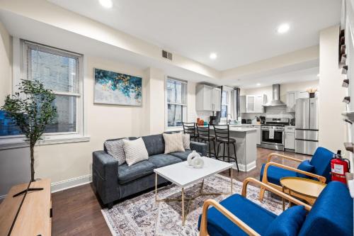 Southwark Apartment | New! Spacious 3-Bedroom Apt in the Heart of Philly