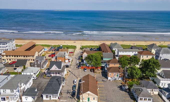 Old Orchard Beach Apartment | NEW! Steps From the Sand & Short Walk to the Pier