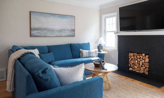 Midway House | NEW! The Blue Bungalow: Fully renovated 4BR, 2BA home with cozy Minnesota vibes.