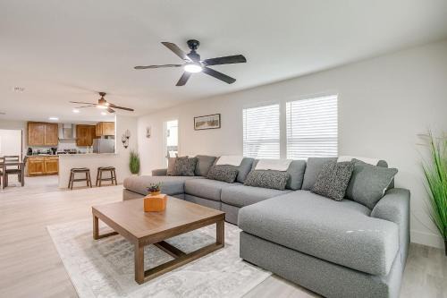Stephenville House | NEW The Round Up, 4BR, Walk to TSU, Downtown