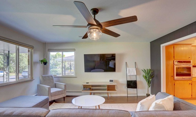 Barths House | NEW | The Vogue Home | Game room & Firepit