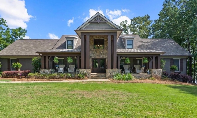 Reynolds Landing House | New to VRBO Luxury Lake Retreat