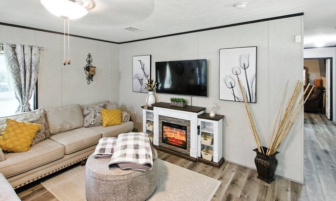 Calhoun House | NEW! Tranquil Country Retreat Surrounded by Nature