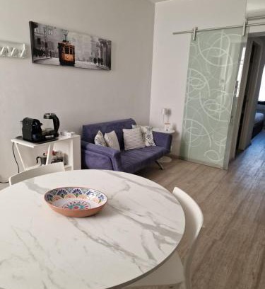 Milan Apartment | NEW! TUTTO QUI - APT WAGNER - CITY LIFE (cir01686)