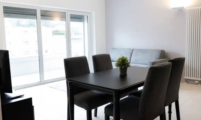 Viganello Apartment | New two-room flat with balcony (Urban 16)