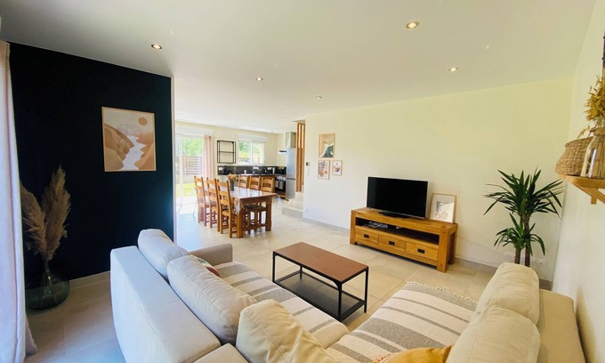 Saint-Come-et-Maruejols House | New villa in the Vaunage with garden 6/8 persons