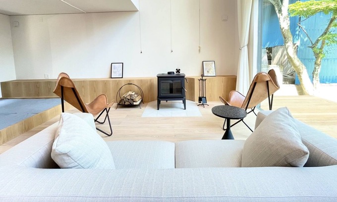 Kitasaku-gun House | New villa Open space with vaulted ceilingLuxury / Kitasaku-gun Nagano