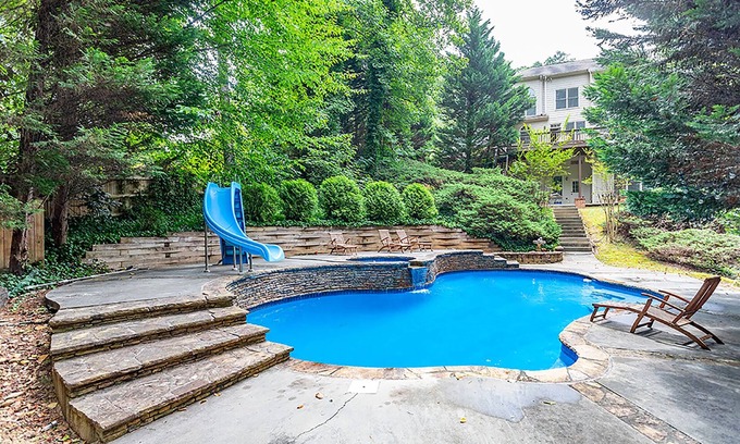 Mableton House | NEW VININGS ESTATES: FAMILY FRIENDLY * HEATED POOL & SPA- 5BDRM/5BATH