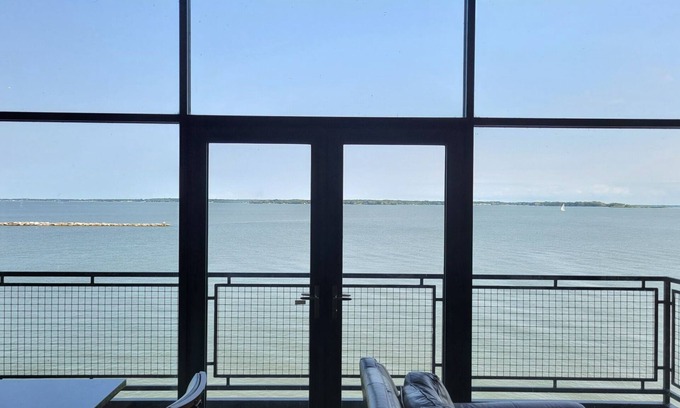 Sandusky Condo | New Waterfront Penthouse Loft Condo Minutes from Cedar Point