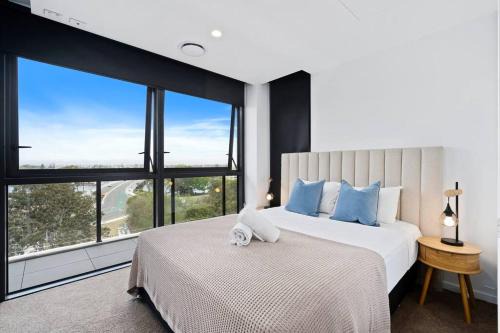 Surfers Paradise Apartment | New waterview two bedrooms