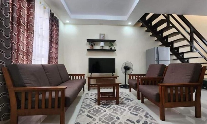 Dauis House | New Whole Townhouse Unit w/24H Security!