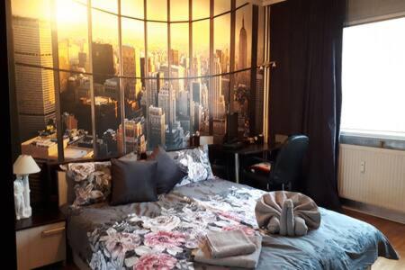 Sofia House | New York - guest room near the Airport, transport possibility