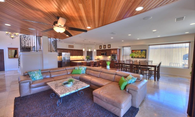 Moovalya Keys House | Newer Luxury Home - Just Bring Your Boat!