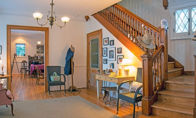 Georgeville House | Newly available! Idyllic waterfront cottage in the heart of Georgeville, Quebec,
