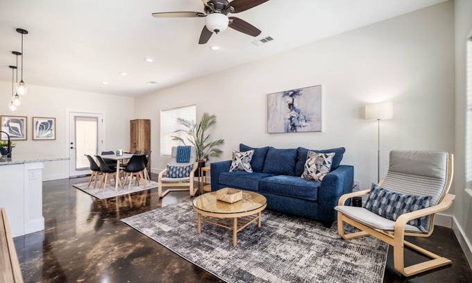 Denison House | Newly Built 3BD/2BA close to Lake Texoma!