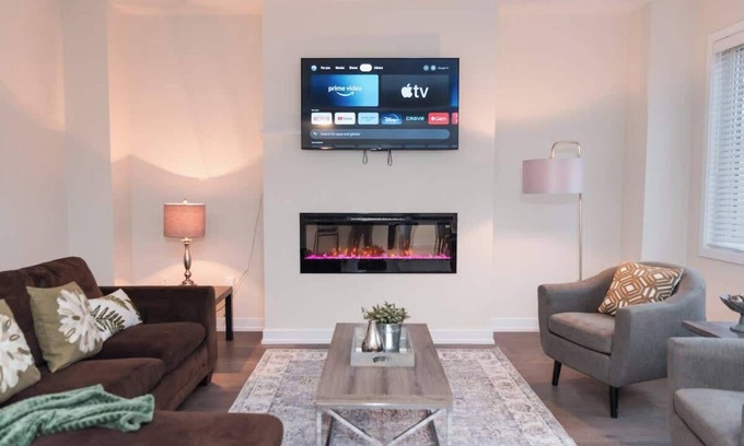 Thorold House | Newly Built, Niagara Cozy Escape