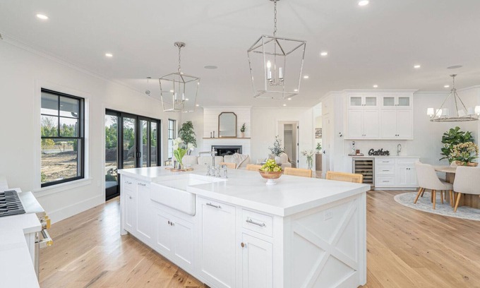 Mattituck House | Newly Constructed and Modern North Fork Home Nestled Among the Best.