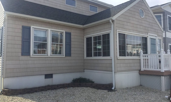 Lavallette House | Newly Deco4BR Lavallette Home, Sleeps 8, In/OSShowers, A/C, WiFi, W/D, 8 BchTags