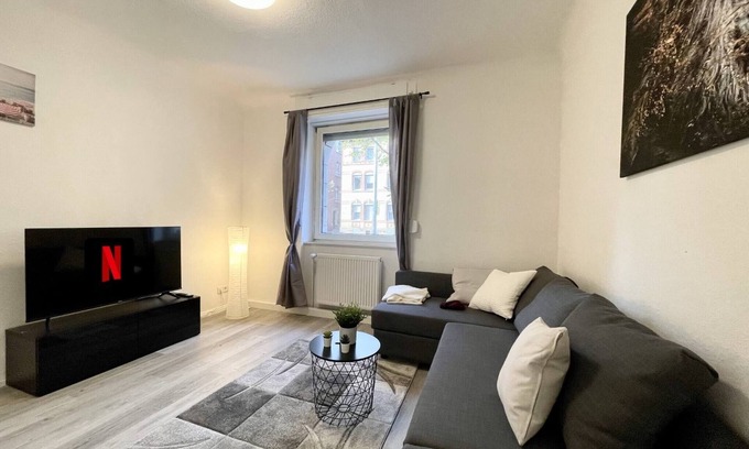 Ostheim Apartment | Newly Furnished Beautiful Apartment In The Center With Smart TV