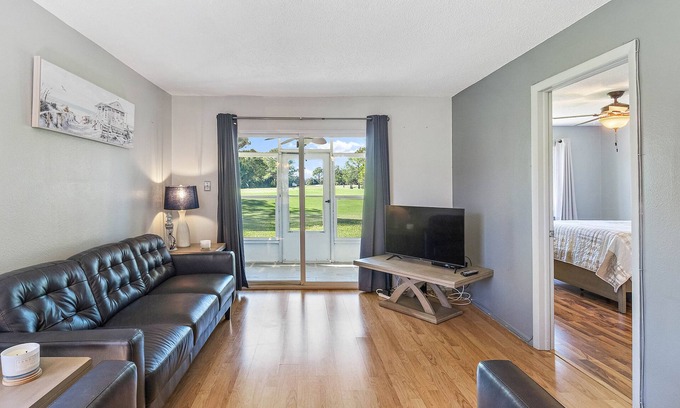 New Port Richey Condo | Newly furnished 2-beds condo w/golf course view!