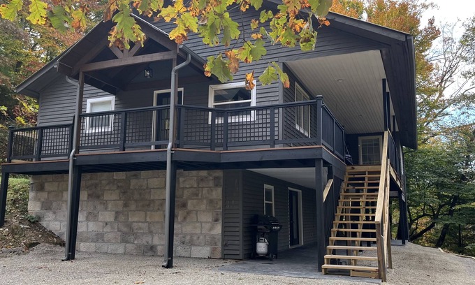 Carbon Hill Cabin | Newly Listed secluded cabin in Hocking County