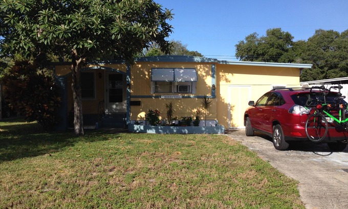Pine Bay House | Newly remodel private home close to all attractions. sleep 4~6.