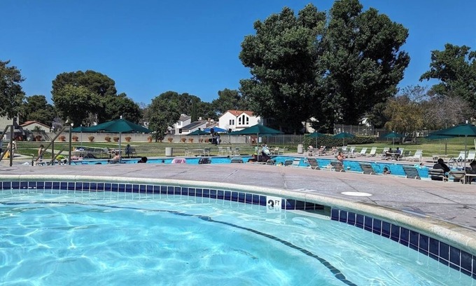 University Park House | Newly Remodeled 3-bedroom Entire-Family-House in Irvine with a Large Yard