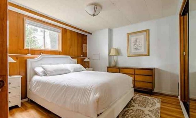 Tukwila House | Newly Remodeled and furnished lower level home with 100% privacy.