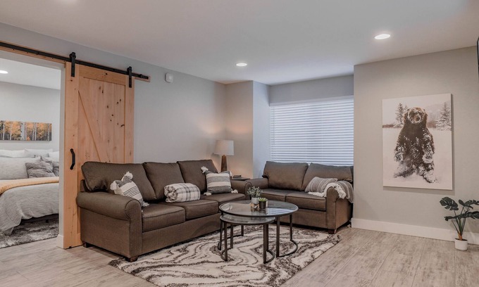 Park City Condo | Newly Remodeled Condo at Canyons Village-Video Tour https:/tinyurl.com/8n9z676u
