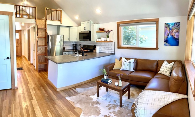 Westside House | Newly remodeled home with great central location