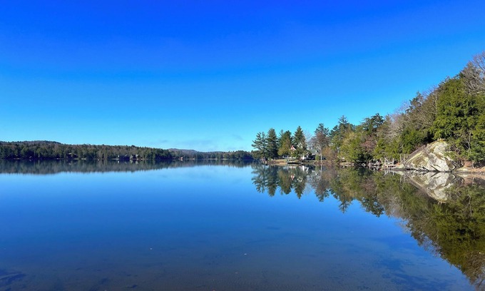 Old Forge Cabin | Newly remodeled-Lakefront cabin on 4th Lake w/dock & kayaks. Trail 5 Access