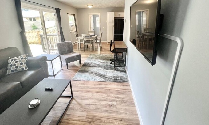 Kent Cottage | Newly Remodeled Lakeside Cottage in Kent!