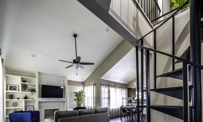 Kansas City House | Newly Remodeled Modern home minutes from Speedway