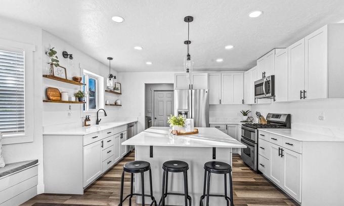 Kamas House | Newly Remodeled Uinta Mountain Town Retreat
