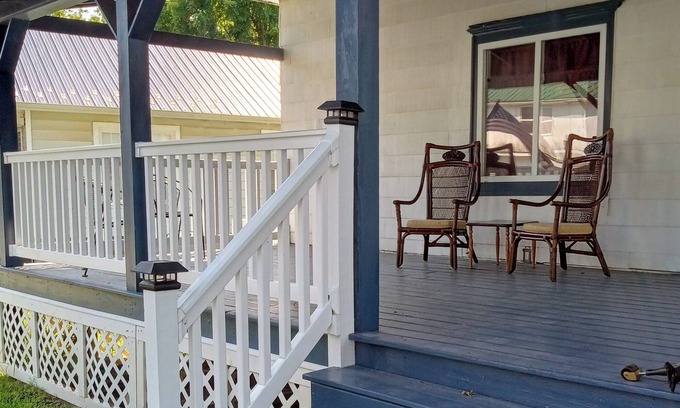Alexandria Bay House | Newly Remodeled 3-bedroom house in Alexandria Bay - 5 minute walk to downtown