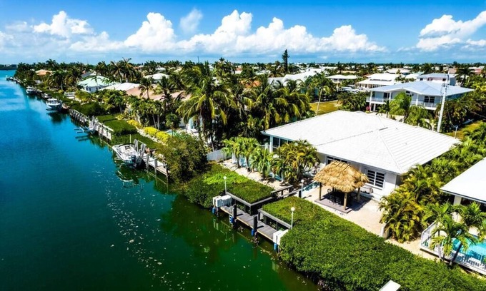 Coury House | *Newly Renovated Single Family Home w/Private Pool
