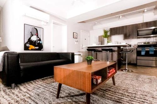 Griggs Park Apartment | Newly Renovated 2bed, 2bath private apartment, minutes from Boston.