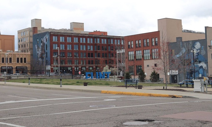 Flint Apartment | Newly Renovated 2br Downtown Flint