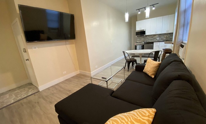 East Bronx Apartment | ★ NEWLY RENOVATED, CLEAN COMFORTABLE & SANITIZED ★