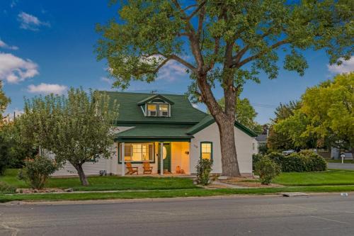 Spanish Fork House | Newly Renovated, Cozy Home - Quiet, Mountain Views