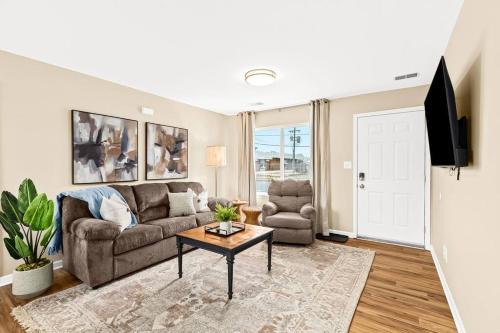 Roseville Apartment | Newly Renovated Flat near Downtown Roseville