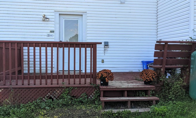 Wilton Apartment | Newly renovated, private, upstairs 2 bedroom apartment