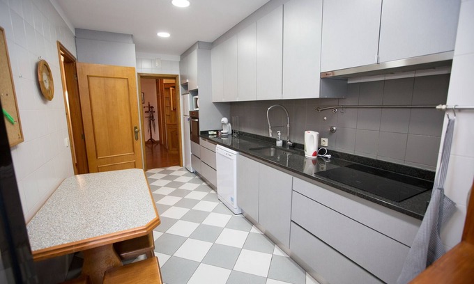 Povoa De Varzim Apartment | Newly renovated T2 in Povoa de Varzim