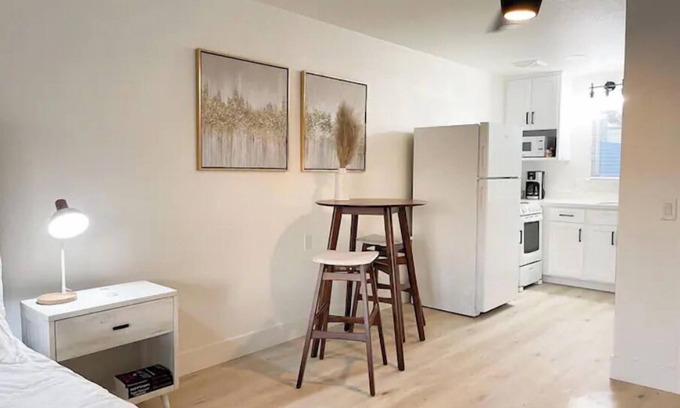 Salida Apartment | Newly renovated studio apartment 1 mile to HWY 99